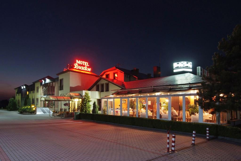 Motel Paradise Torzym Exterior photo